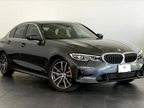 Used 2019 BMW 330i Sedan w/ Convenience Package image 32