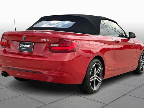 Used 2017 BMW 230i Convertible image 12