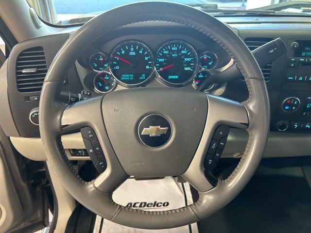 Used 2013 Chevrolet Silverado 1500 LT w/ Interior Plus Package AWD/4WD image 16