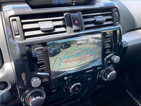 Used 2021 Toyota 4Runner Venture w/ Moonroof Package AWD/4WD image 19