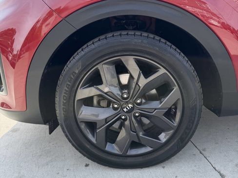 Used 2020 Kia Sportage S w/ S FWD Sunroof Package image 12