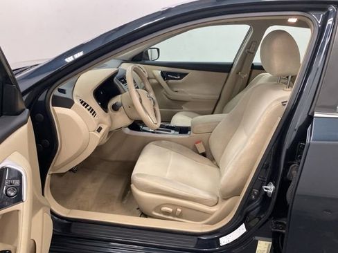 Used 2013 Nissan Altima 2.5 S image 9