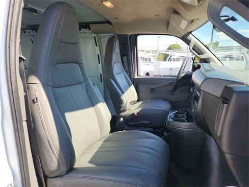 New 2025 Chevrolet Express 2500 w/ Driver Convenience Package image 10