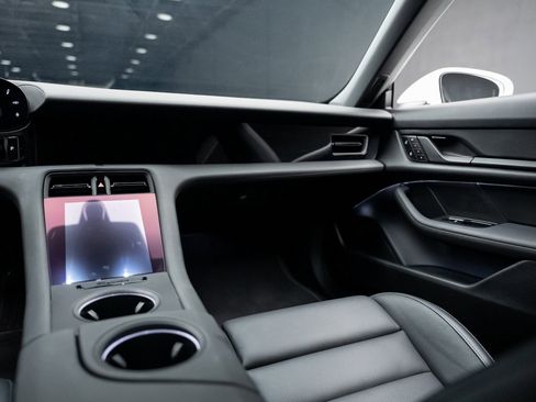 Used 2023 Porsche Taycan w/ Premium Package image 38