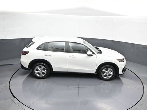 Certified 2025 Honda HR-V LX image 35