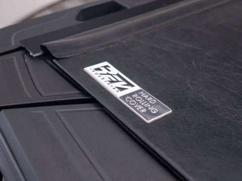 Used 2024 GMC Sierra 1500 SLT w/ SLT Premium Plus Package image 32