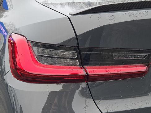 Used 2022 BMW M3 Competition w/ M Carbon Exterior Package image 10