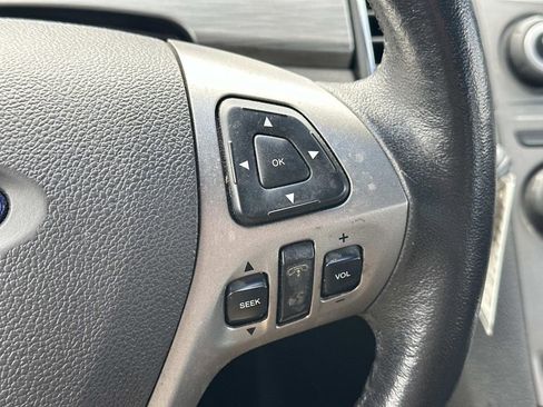Used 2015 Ford Taurus SEL AWD/4WD image 23