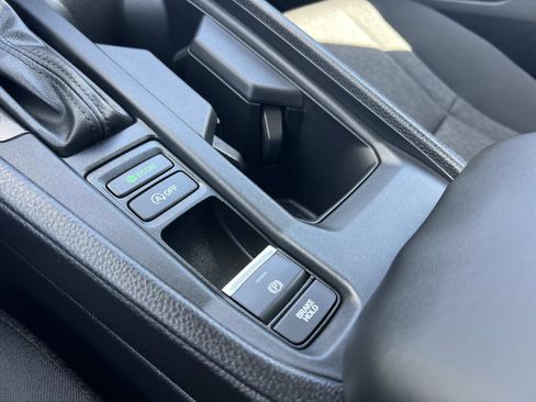 Certified 2025 Honda Accord LX image 15