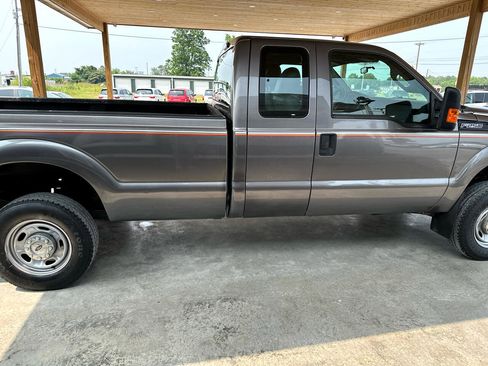 Used 2012 Ford F250 XL w/ PWR Equipment Group image 13