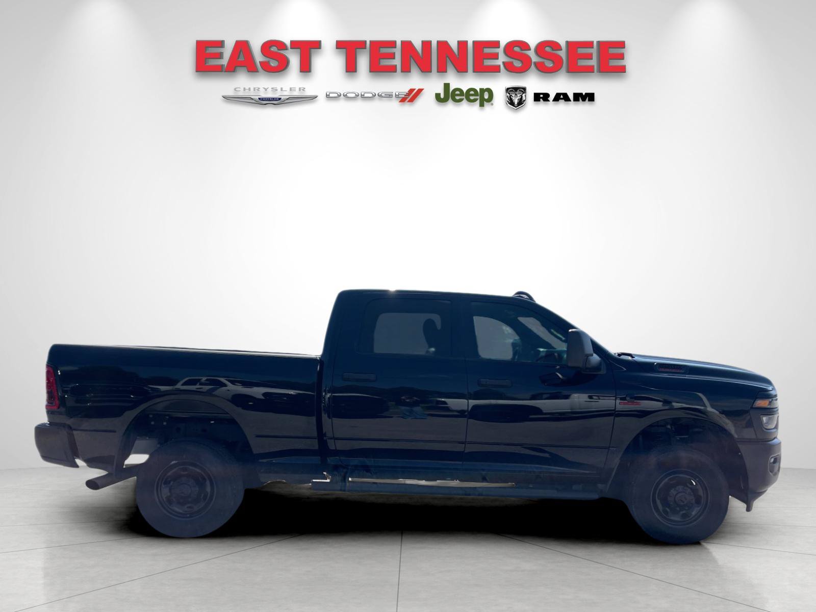 Used 2025 RAM 2500 Tradesman AWD/4WD image 2