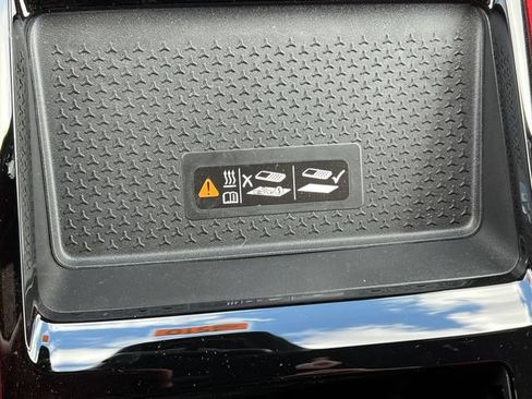New 2025 Chevrolet Blazer EV RS RWD image 28