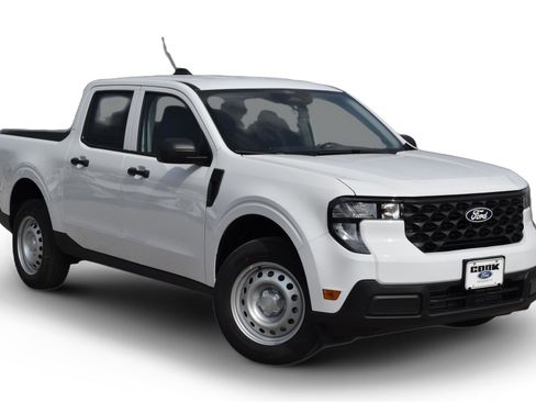 New 2026 Ford Maverick XL image 3