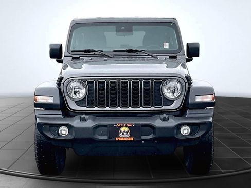 Used 2024 Jeep Wrangler Unlimited Sport AWD/4WD image 6