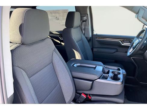 New 2026 GMC Sierra 1500 SLE AWD/4WD image 10