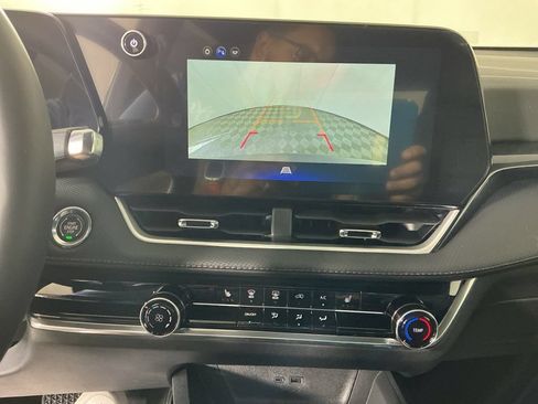 New 2026 Chevrolet Equinox LT AWD/4WD image 15