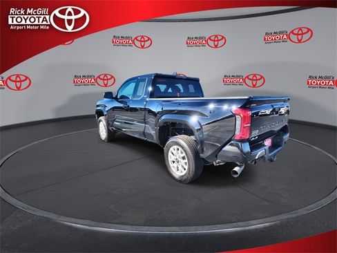 Used 2025 Toyota Tacoma SR5 image 6