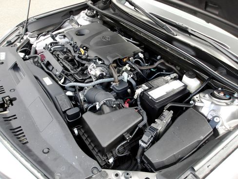 Used 2023 Toyota Camry SE image 21