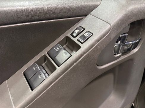 Used 2018 Nissan Frontier S image 20