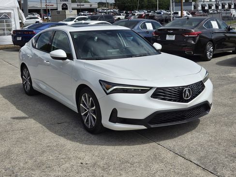 Used 2023 Acura Integra image 1