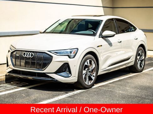 Used 2022 Audi e-tron Premium AWD/4WD image 1
