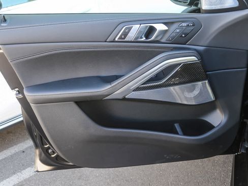 New 2026 BMW X6 M60i w/ Executive Package image 17