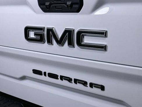 New 2026 GMC Sierra 1500 AT4 w/ AT4 Premium Package AWD/4WD image 33