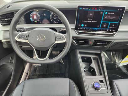 New 2026 Volkswagen Tiguan SE