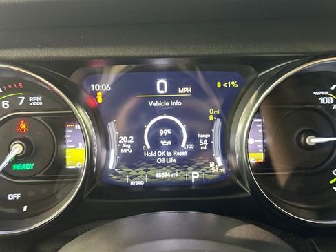 Used 2021 Jeep Wrangler Unlimited Sahara w/ Cold Weather Group image 18