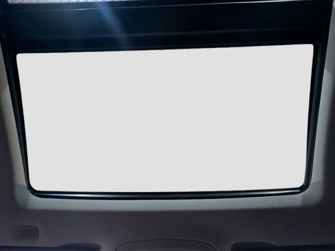 Used 2016 Cadillac XTS Luxury w/ Driver Awareness Package FWD image 17