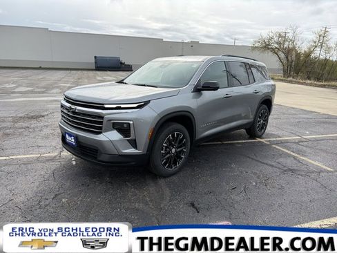 New 2026 Chevrolet Traverse LT AWD/4WD image 1