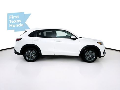 New 2027 Honda HR-V LX image 8