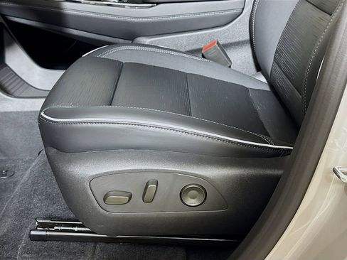 New 2026 Buick Enclave Sport Touring w/ Power Package image 17