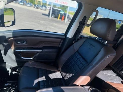 Used 2016 Nissan Titan Platinum Reserve AWD/4WD image 20