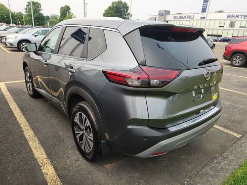 Used 2023 Nissan Rogue SV w/ SV Premium B Package AWD/4WD image 4
