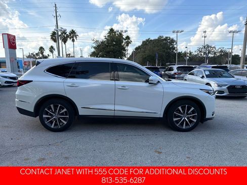Used 2025 Acura MDX w/ Technology Package image 3