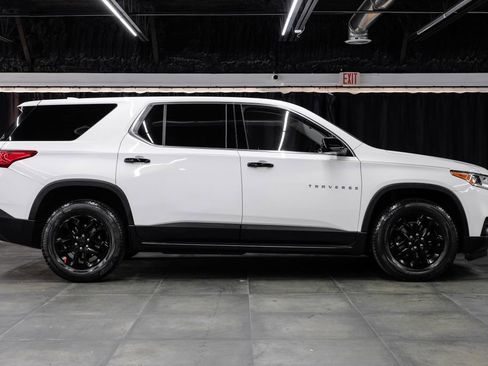 Used 2020 Chevrolet Traverse LS w/ LPO, Floor Liner Package image 9