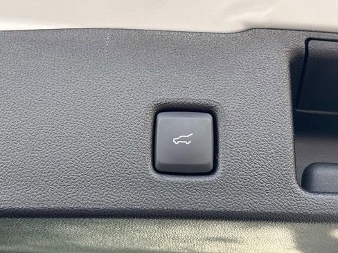 New 2026 Ford Escape SE image 13