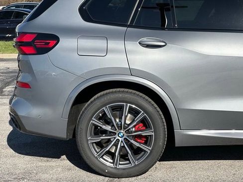New 2026 BMW X5 M60i AWD/4WD image 12