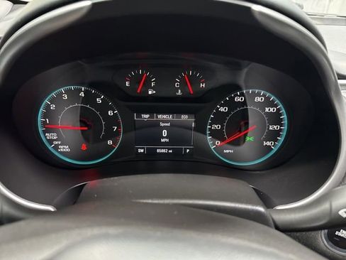 Used 2020 Chevrolet Malibu LS FWD image 14