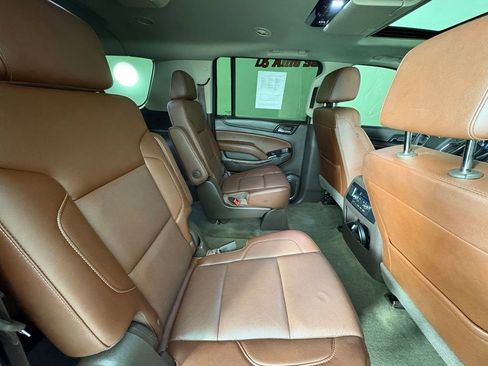 Used 2017 Chevrolet Suburban Premier AWD/4WD image 52
