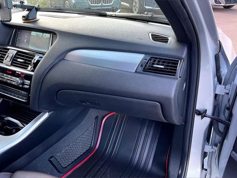 Used 2017 BMW X4 M40i image 15