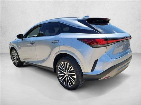 Used 2023 Lexus RX 350 Premium Plus w/ Cold Area Package FWD image 7