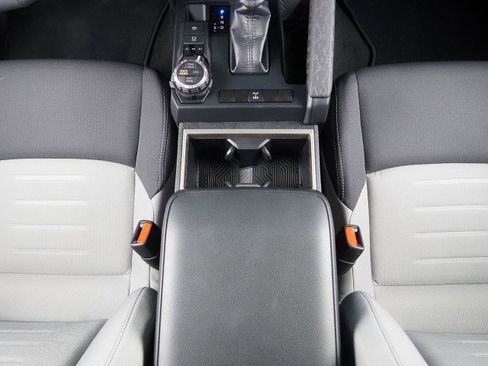 Used 2025 Toyota Tacoma TRD Off-Road image 22