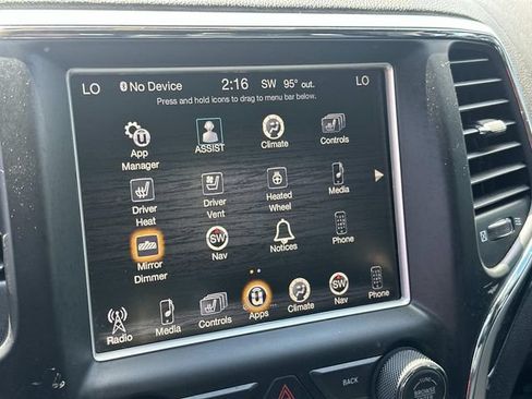 Used 2015 Jeep Grand Cherokee High Altitude AWD/4WD image 25