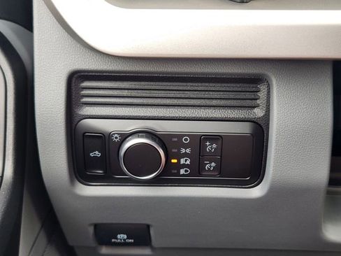 New 2026 Ford F250 XL w/ XL Driver Assist Package RWD image 22