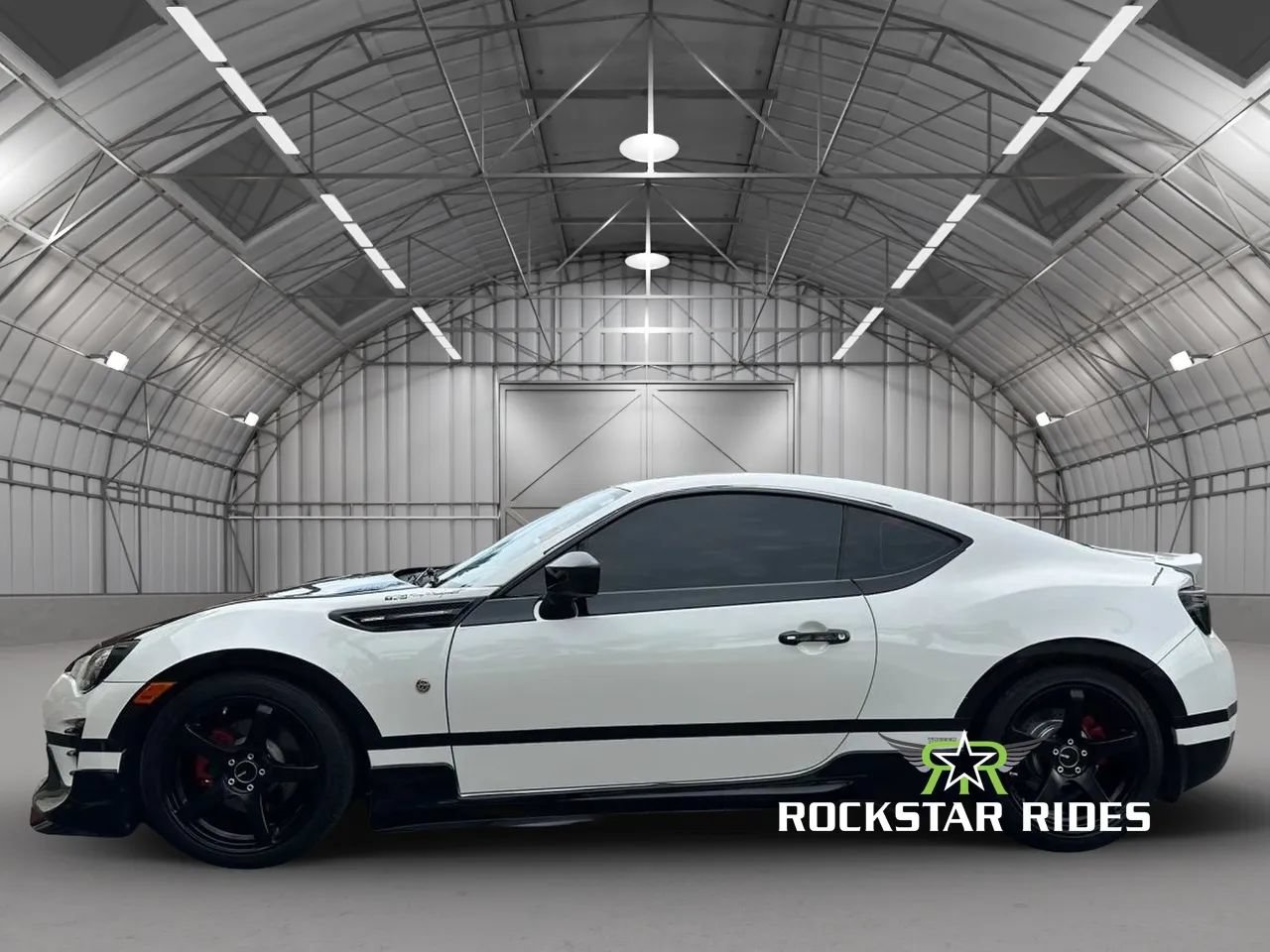 Used 2017 Toyota 86 RWD image 8