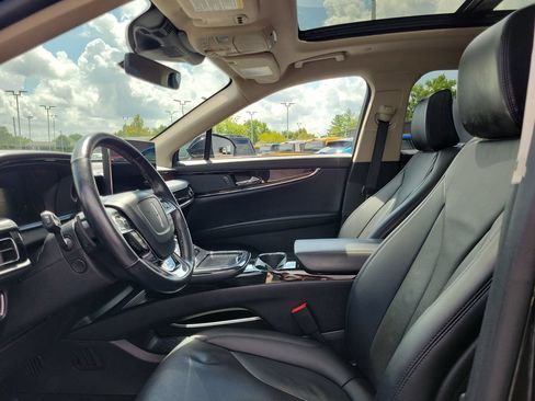 Certified 2023 Lincoln Nautilus Reserve w/ Class II Trailer Tow Package AWD/4WD image 18