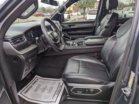 Used 2024 Jeep Wagoneer Series II image 13