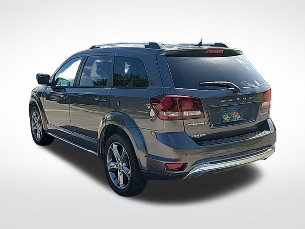 Used 2017 Dodge Journey Crossroad FWD image 6